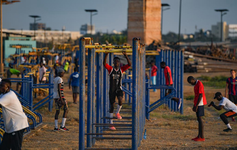 Bustani ya Ufukweni kwa ajili ya kujenga mwili yawa kivutio huko Senegal